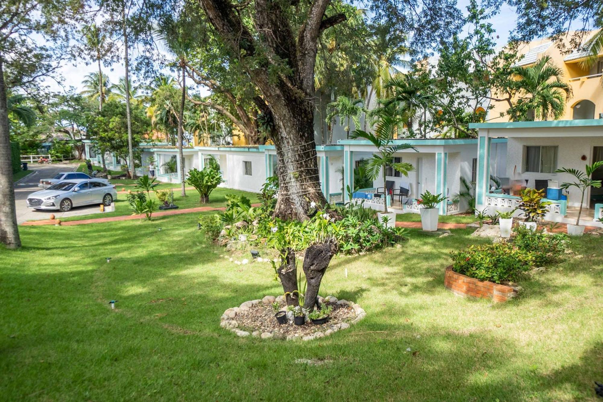 Bungalow #15 At Waterfront Playa Alicia Sosúa Esterno foto